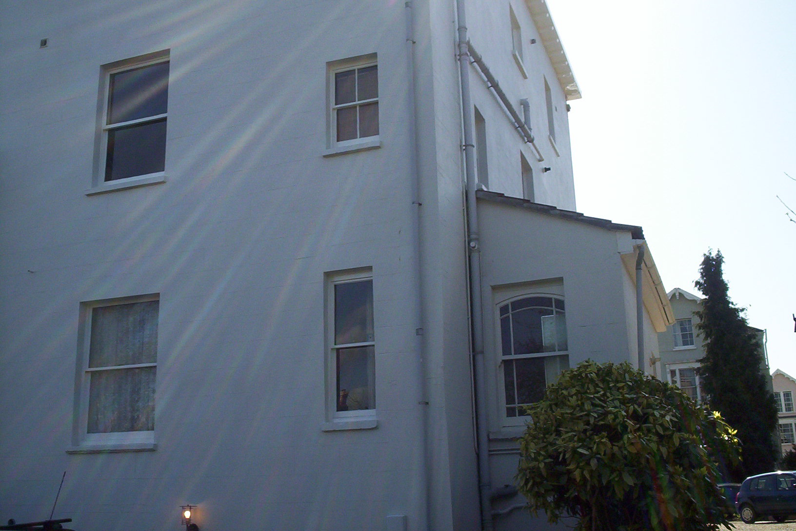 End wall of Georgian House showing paint work